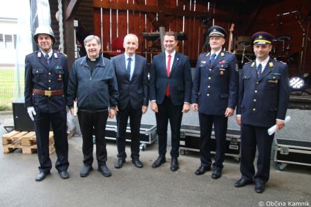 Prostovoljno gasilsko društvo Šmarca bogatejše za novo vozilo (70)